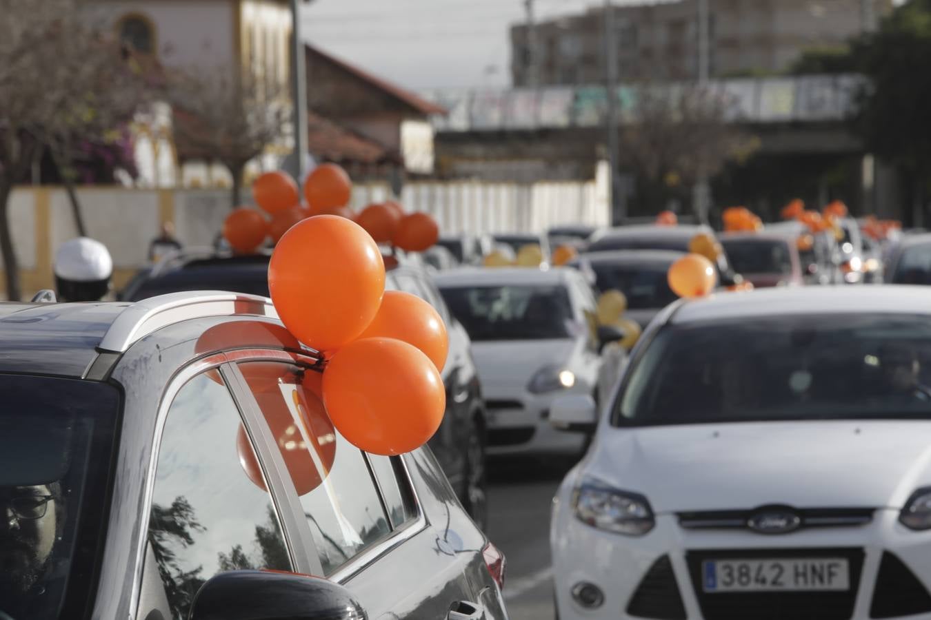 Caravana de coches contra la Ley Celaá en Jerez