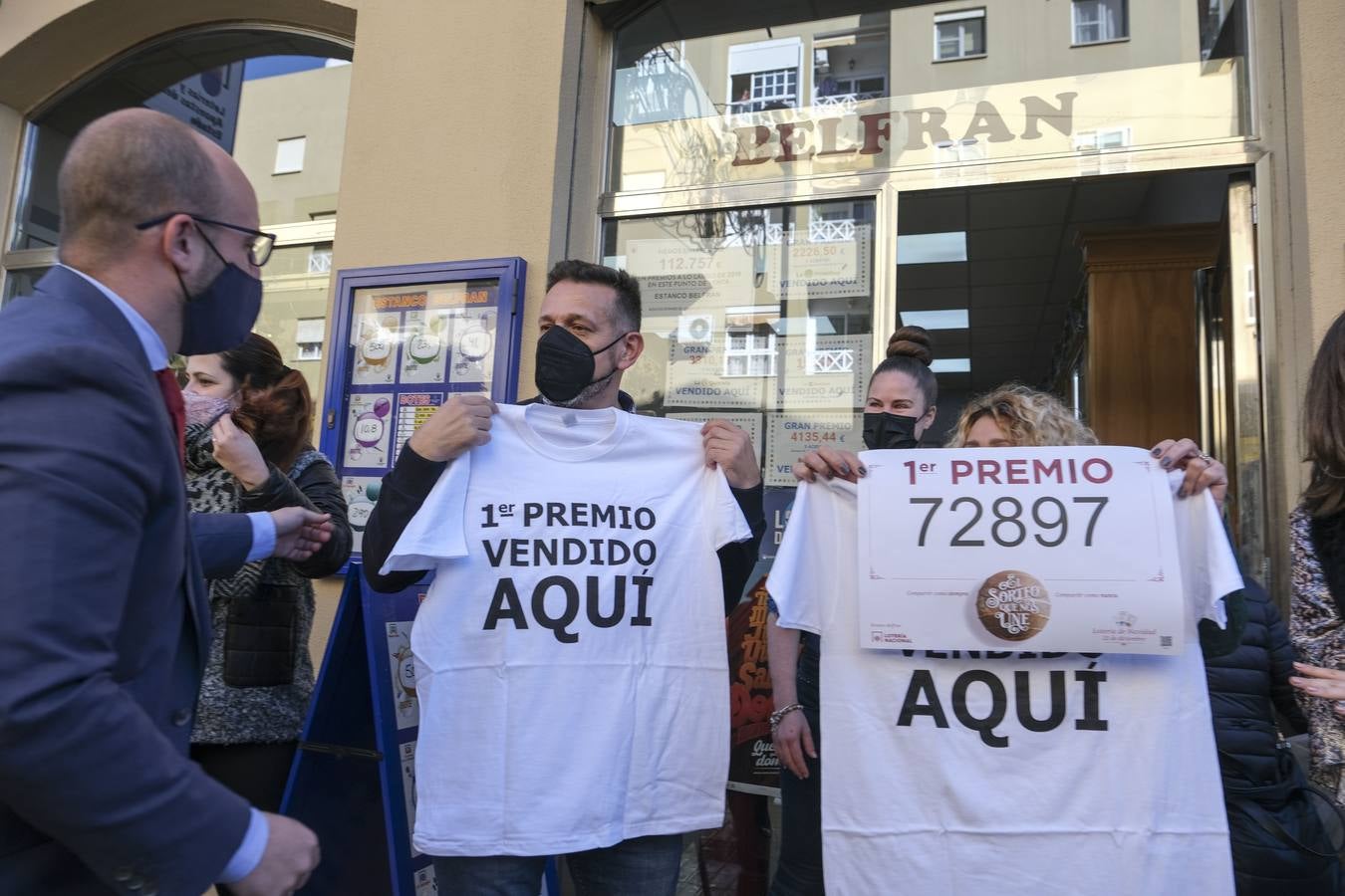 Fotos: El Gordo de la Lotería de Navidad cae en El Puerto