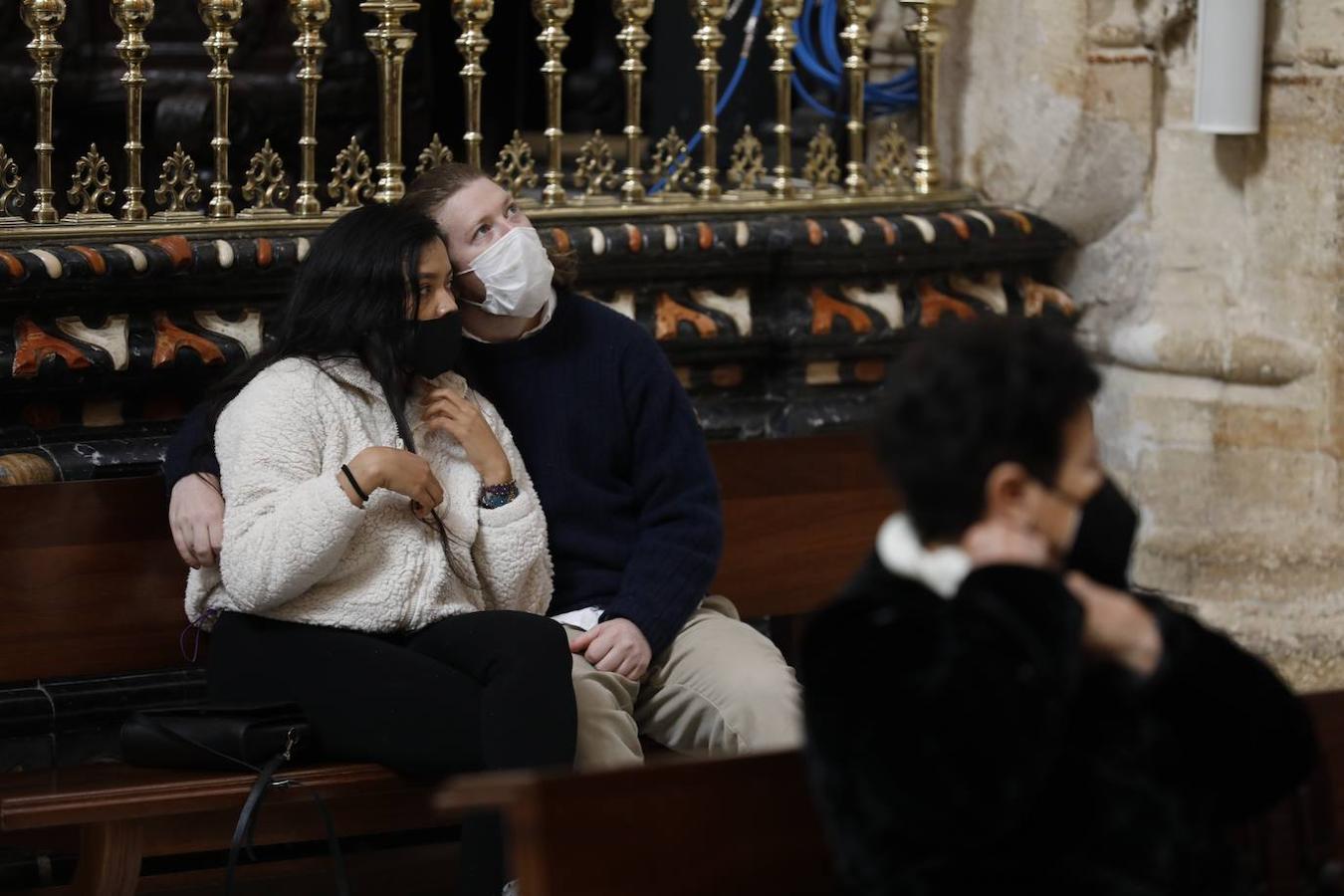 La Misa de Navidad en la Santa Catedral de Córdoba, en imágenes