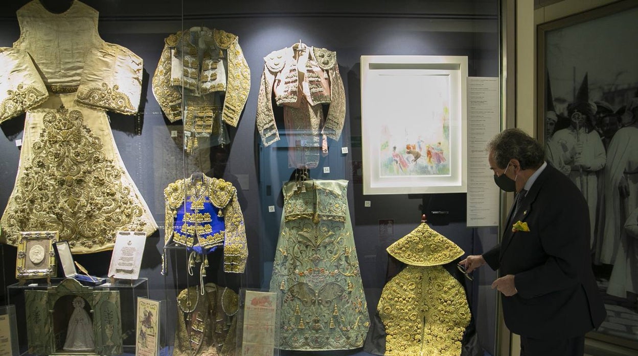 El museo taurino que guardan las cofradías de Sevilla