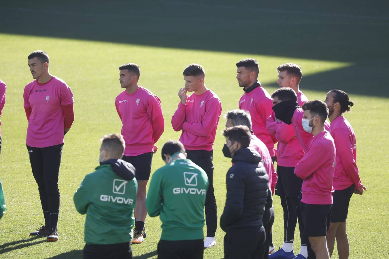 El regreso del Córdoba CF tras el parón navideño, en imágenes