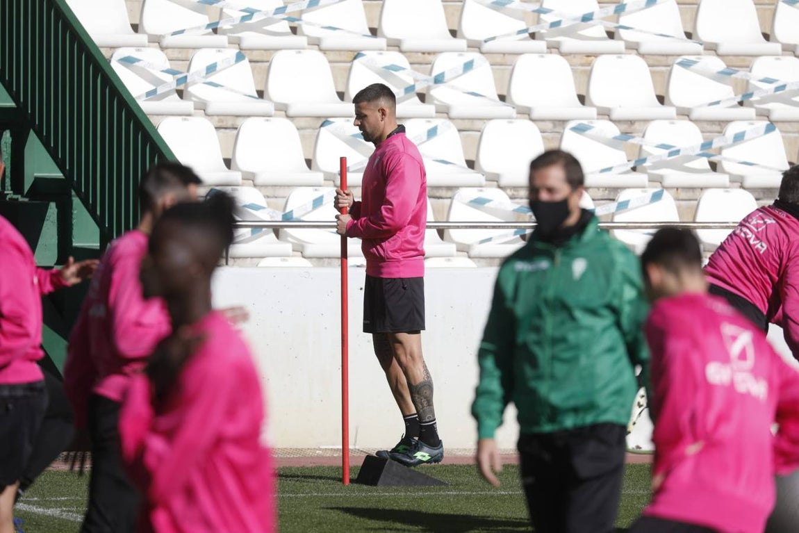 El regreso del Córdoba CF tras el parón navideño, en imágenes