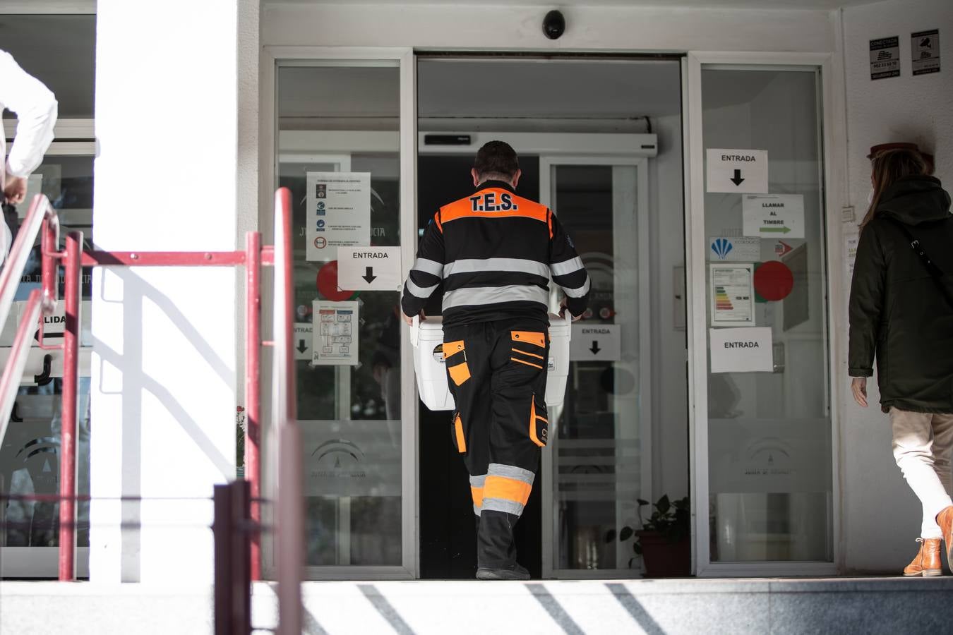 Llegada de las vacunas a la residencia Heliópolis