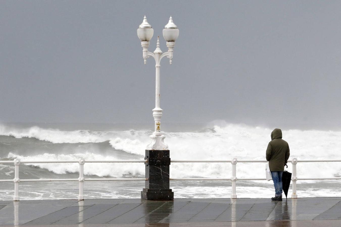 Oleaje en Gijón. 