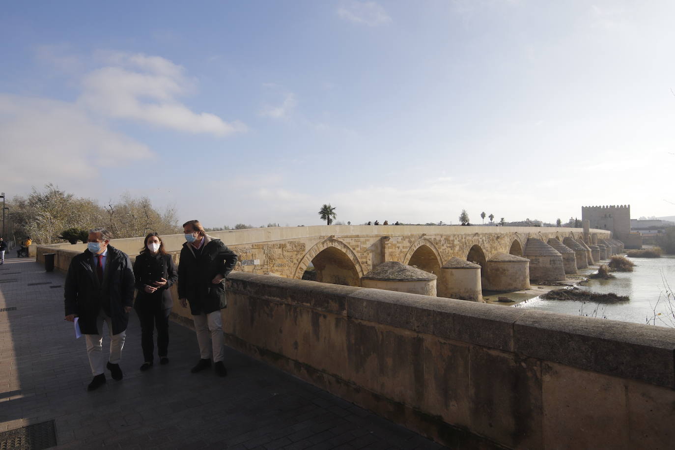 La situación del Puente Romano de Córdoba, en imágenes