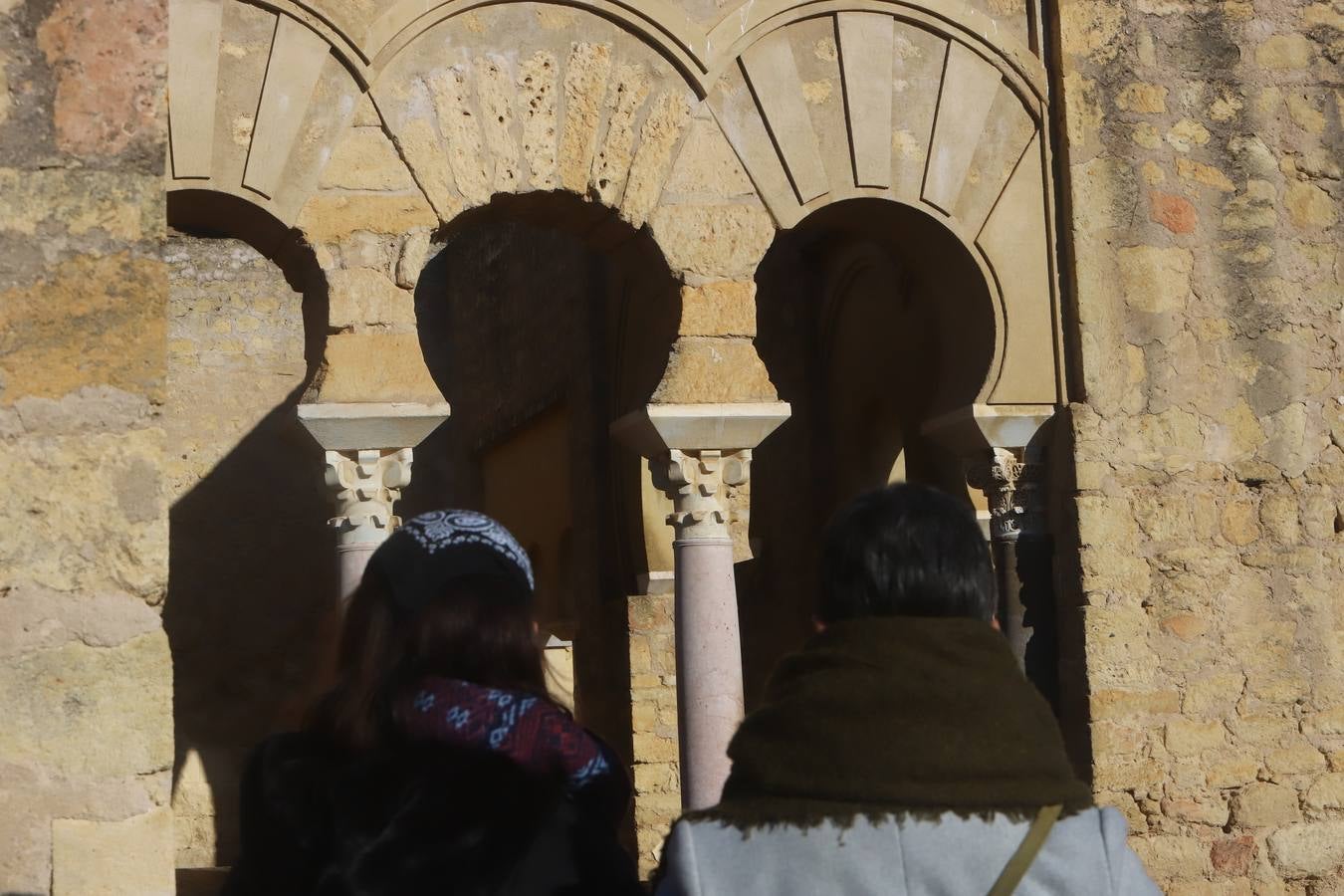 El inicio de las obras en el Salón Rico de Medina Azahara, en imágenes