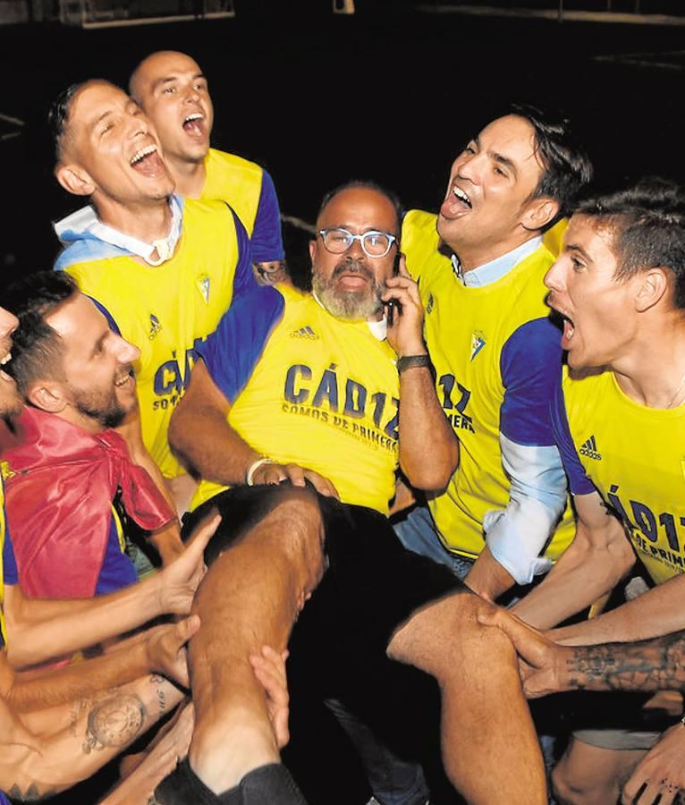 12 de julio. El Cádiz volvía este verano a la máxima categoría del fútbol español. Las normas anti-covid provocaron que la celebración quedara deslucida en las Puertas de Tierra