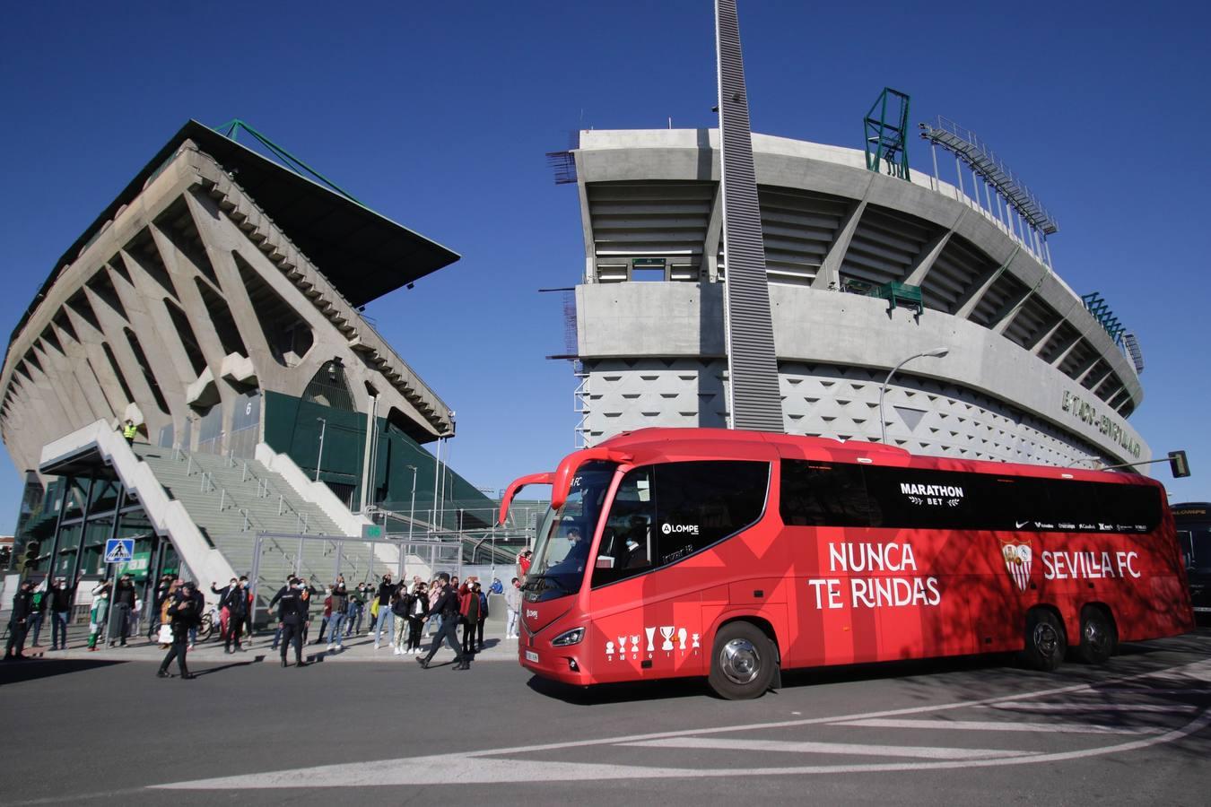 Ambiente de un derbi marcado por el coronavirus