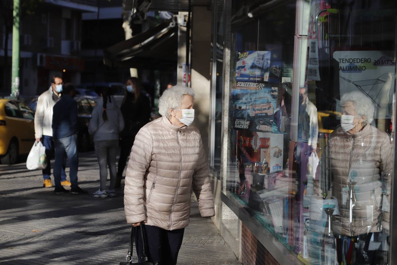 El ambiente de compras en el Centro y Santa Rosa, en imágenes