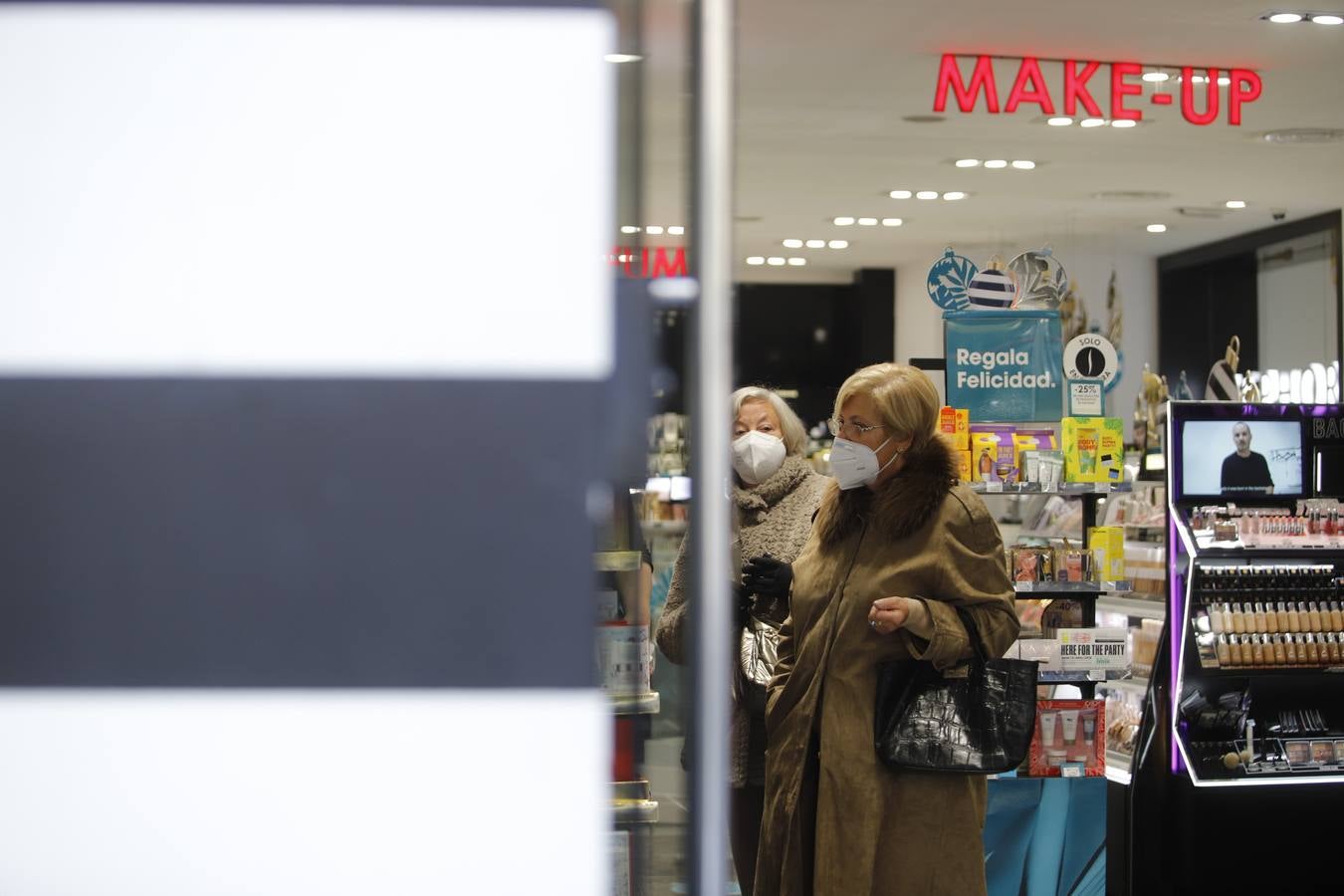 El ambiente de compras en el Centro y Santa Rosa, en imágenes