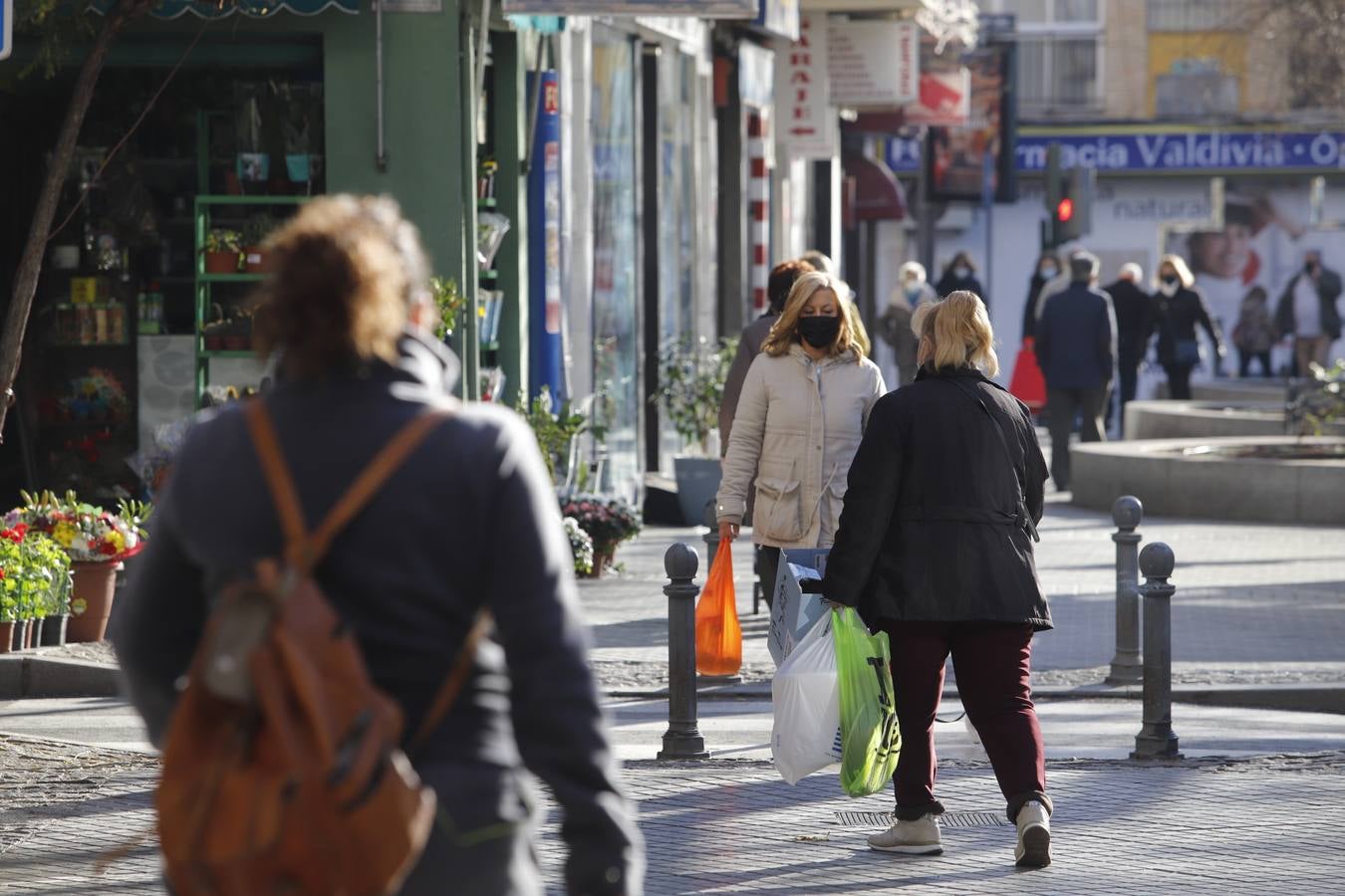 El ambiente de compras en el Centro y Santa Rosa, en imágenes