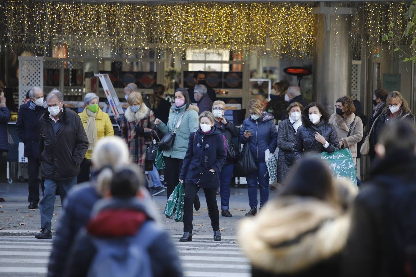 El ambiente de compras en el Centro y Santa Rosa, en imágenes