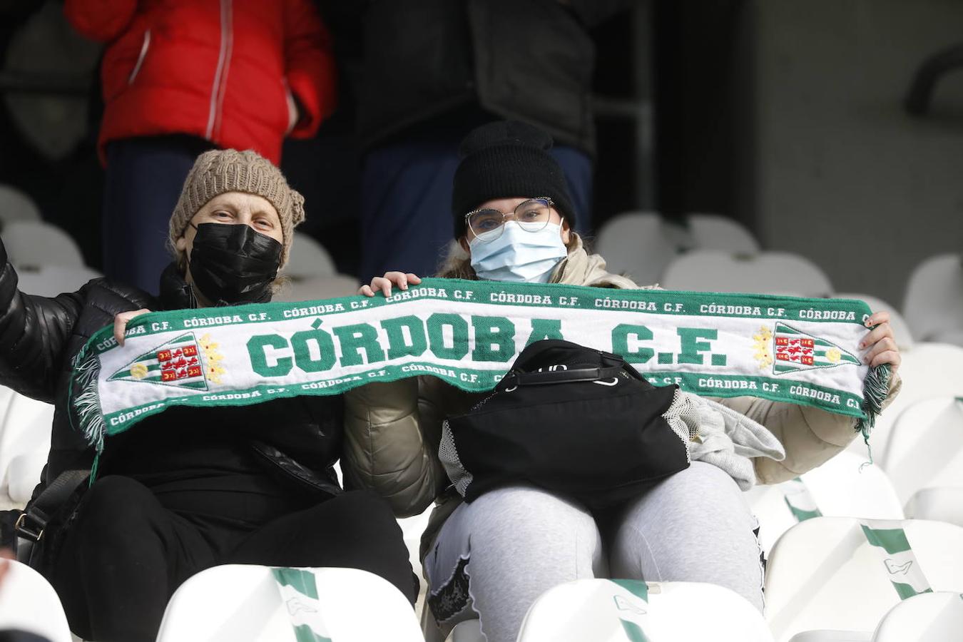 El ambientazo con 2.500 espectadores en la grada en el Córdoba CF - Getafe