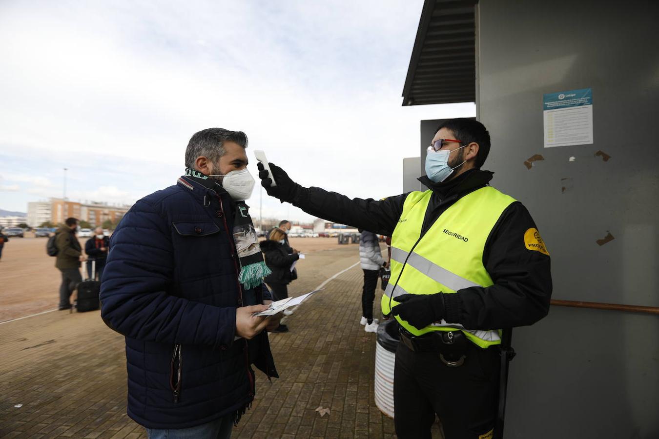 El ambientazo con 2.500 espectadores en la grada en el Córdoba CF - Getafe