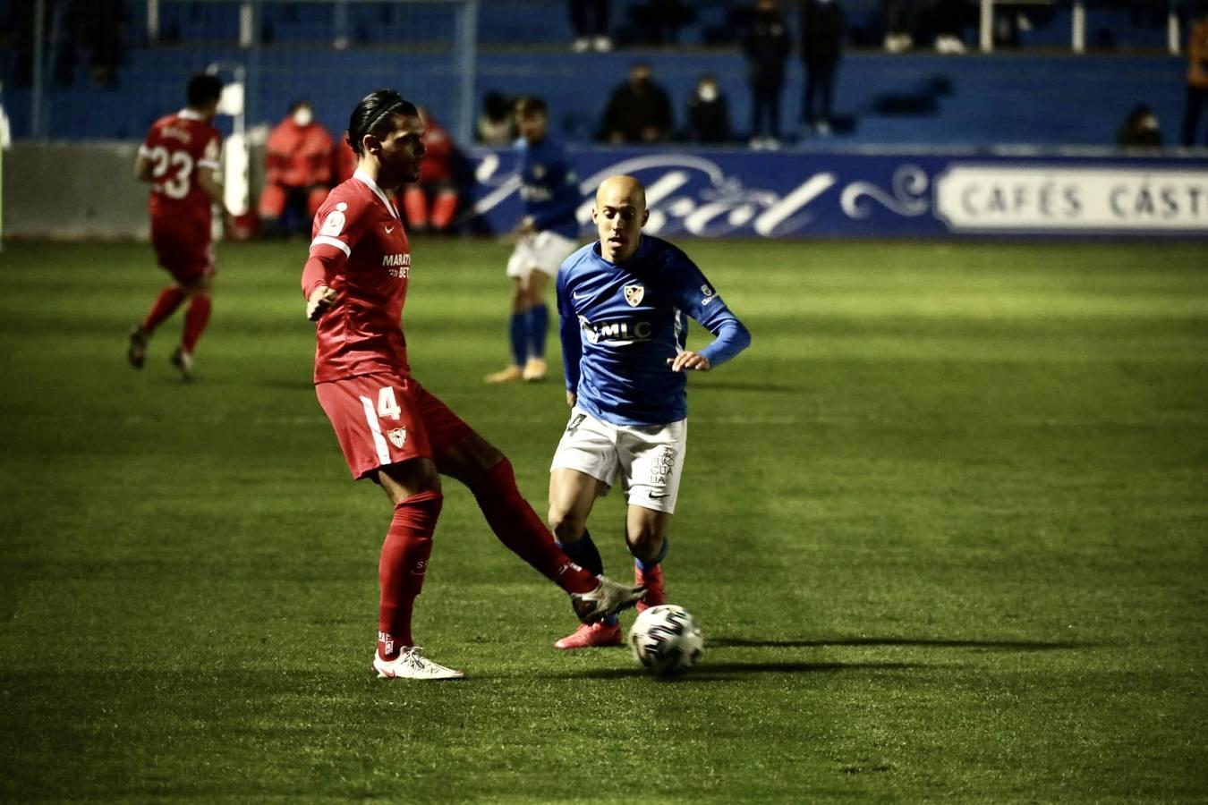 Las mejores imágenes del encuentro entre el Linares y el Sevilla F.C.