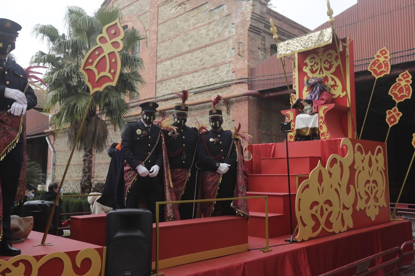 Reyes Magos de Cádiz: largas colas para ver a sus majestades