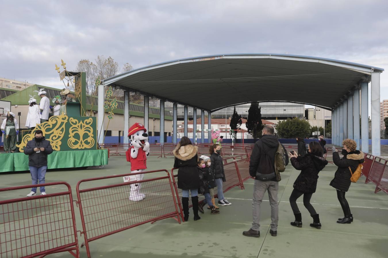 Reyes Magos de Cádiz: largas colas para ver a sus majestades