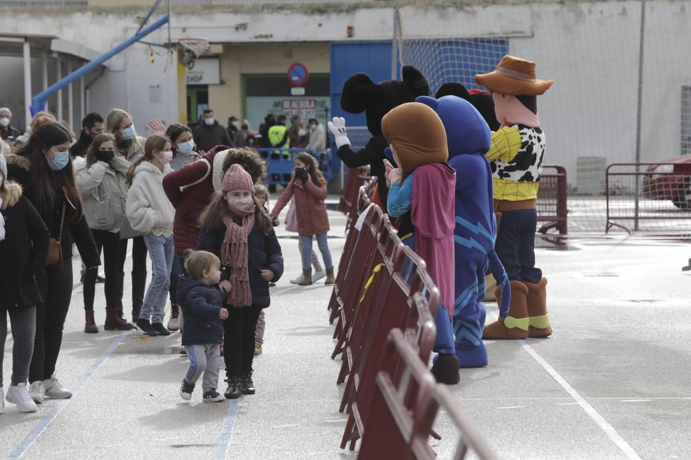 Reyes Magos de Cádiz: largas colas para ver a sus majestades