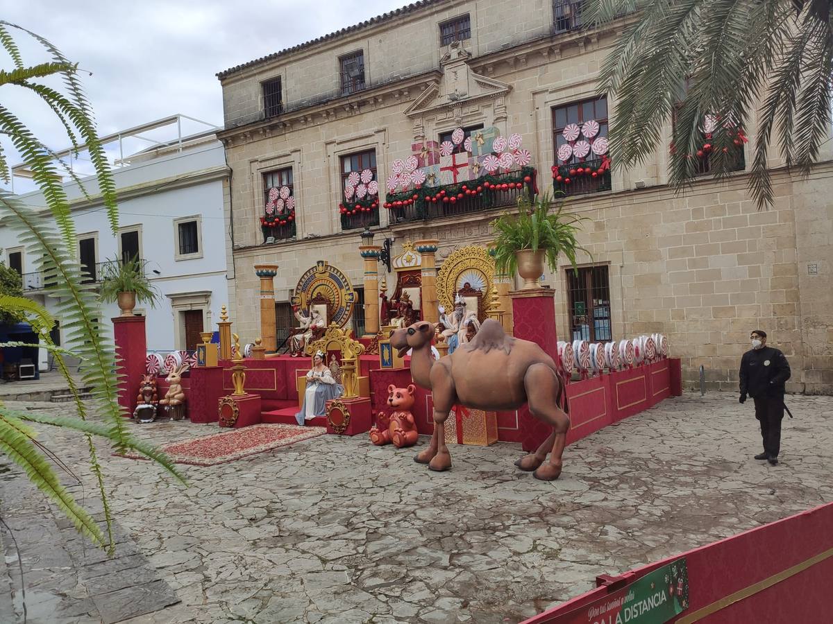 Fotos: Los Reyes Magos y toda la Corte, en El Puerto