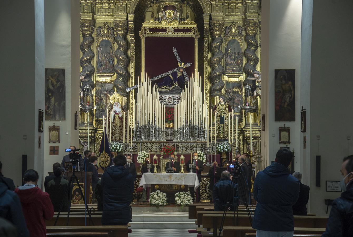 Meditación ante el Señor de las Penas de San Vicente