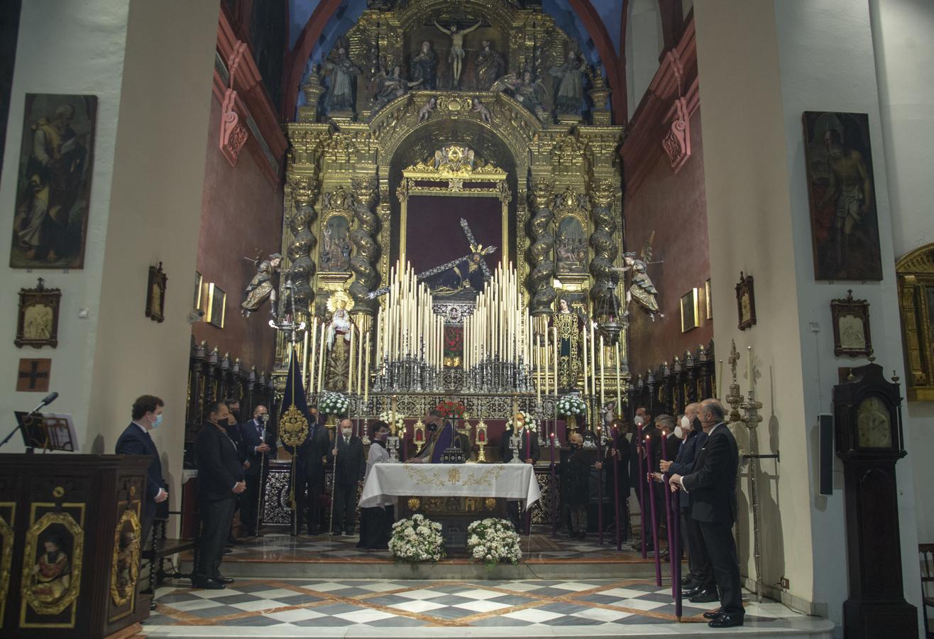 Meditación ante el Señor de las Penas de San Vicente