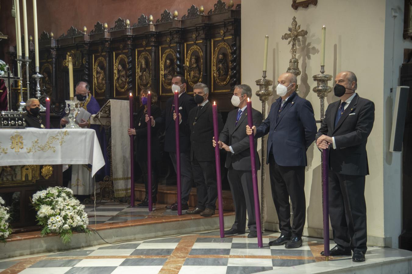 Meditación ante el Señor de las Penas de San Vicente