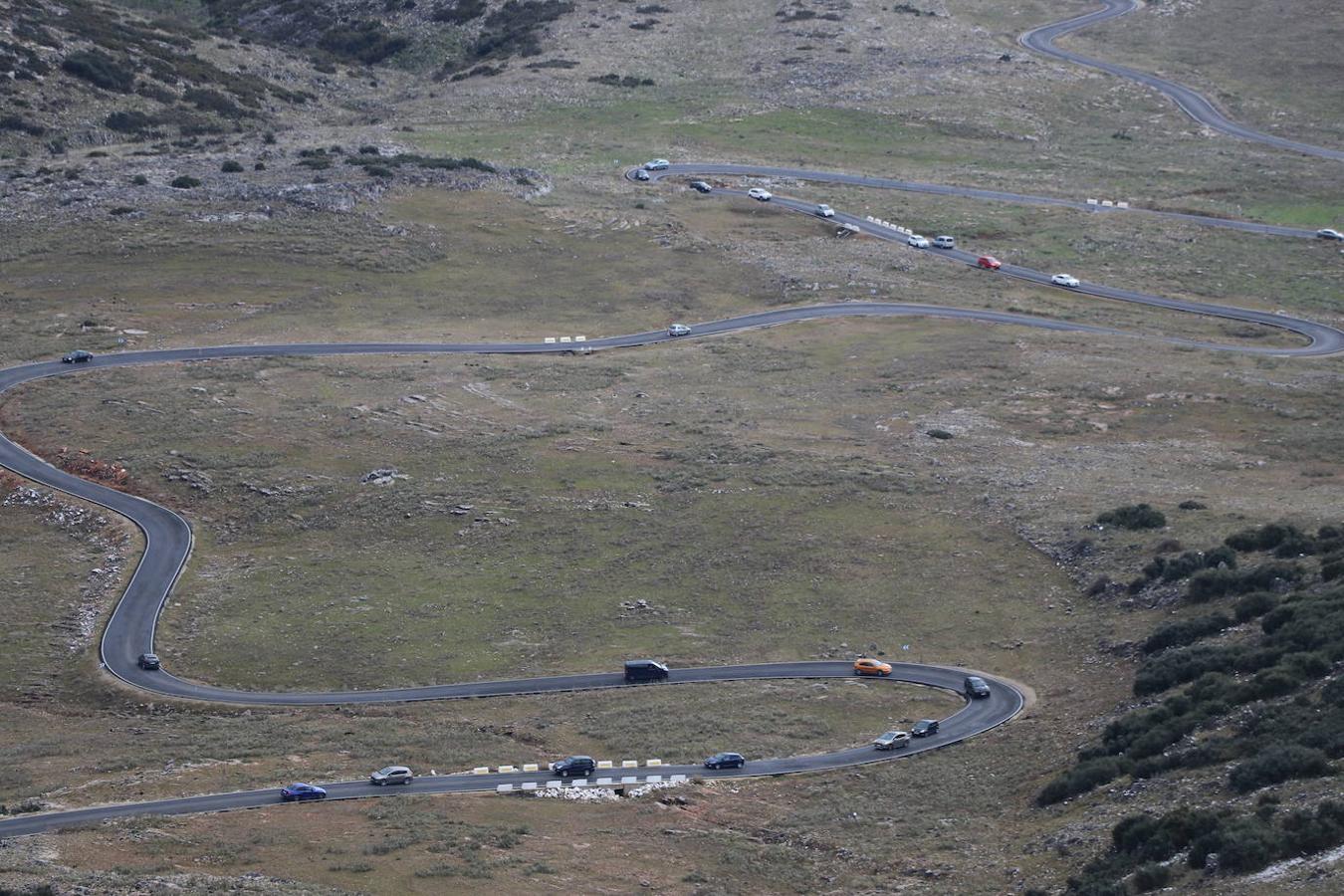 La nieve en la Sierra de Cabra este domingo, en imágenes