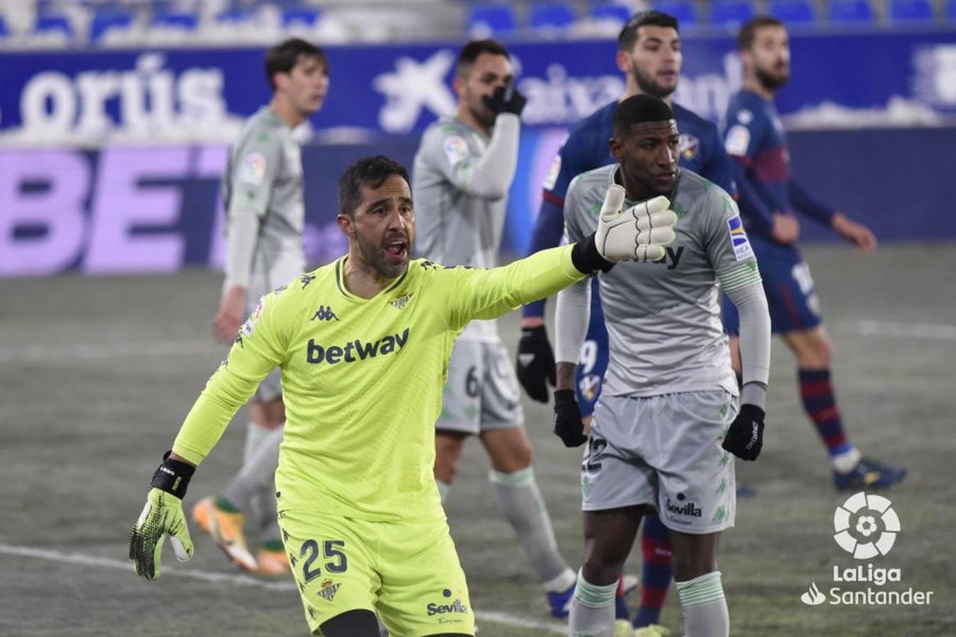 Las mejores imágenes del partido Huesca - Betis