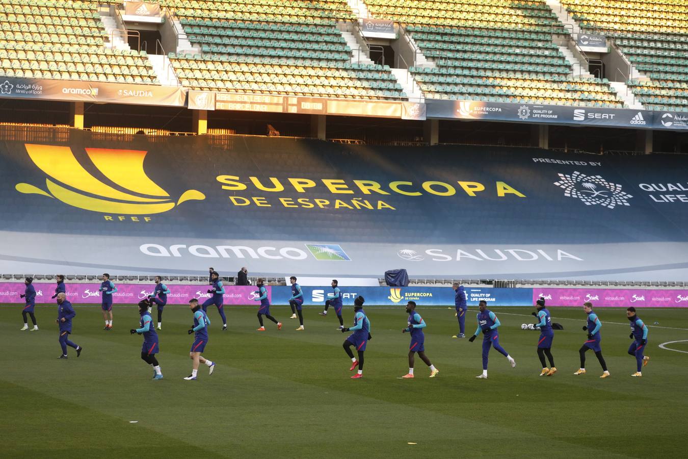 El entrenamiento del Barcelona en El Arcángel en Córdoba, en imágenes