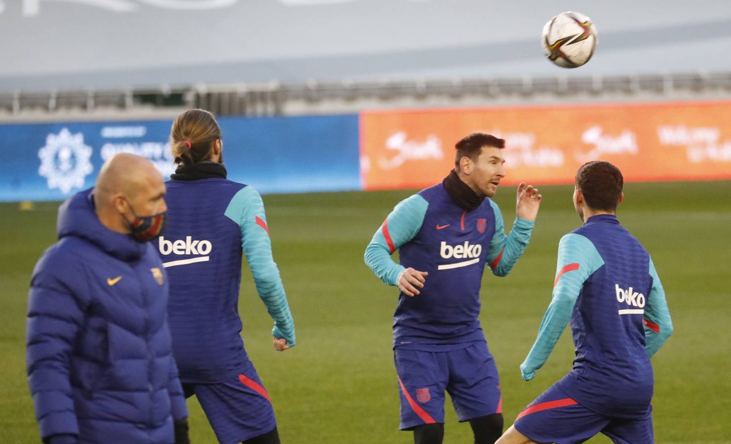 El entrenamiento del Barcelona en El Arcángel en Córdoba, en imágenes