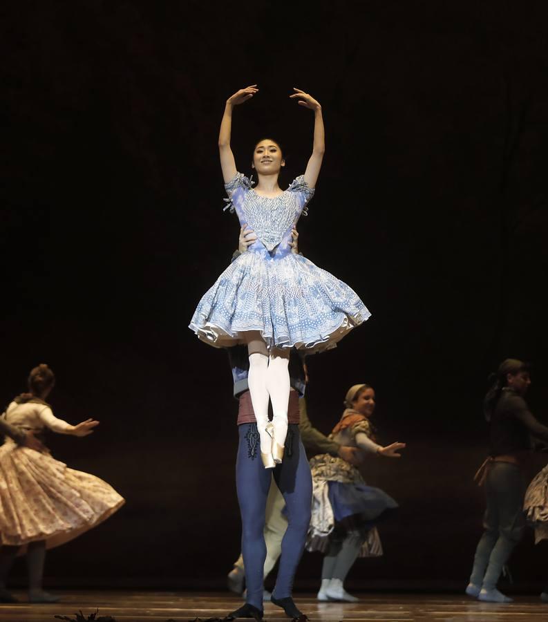 Una «Giselle» muy española en el Maestranza de Sevilla