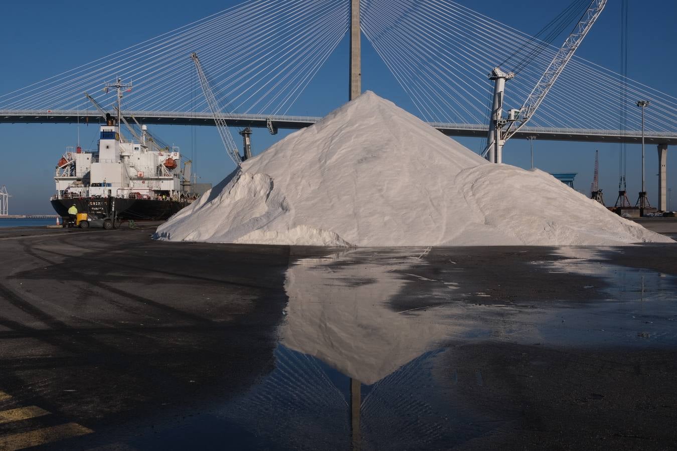 Fotos: Sal de Cádiz para descongelar España