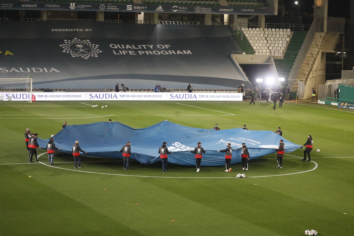 El Barcelona - Real de la Supercopa en El Arcángel de Córdoba, en imágenes