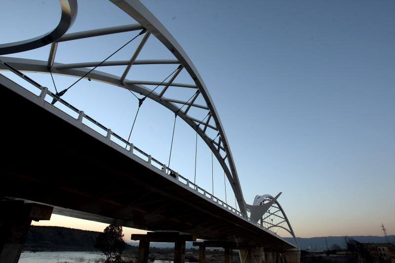 Una década del puente de Ibn Firnás de Córdoba, en imágenes