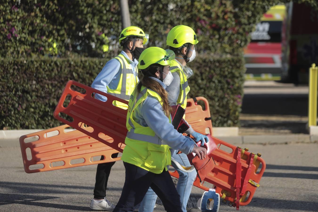 En imágenes, simulacro de actuación en la Escuela de Emergencias SAMU