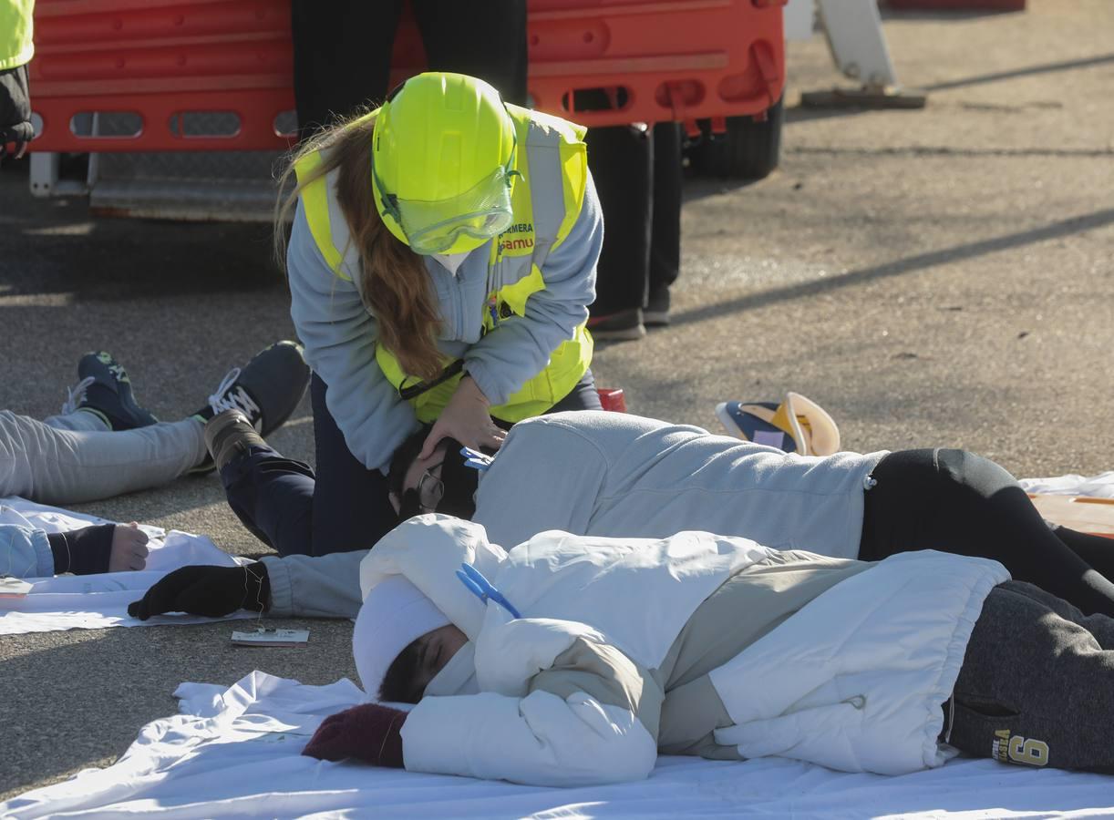 En imágenes, simulacro de actuación en la Escuela de Emergencias SAMU