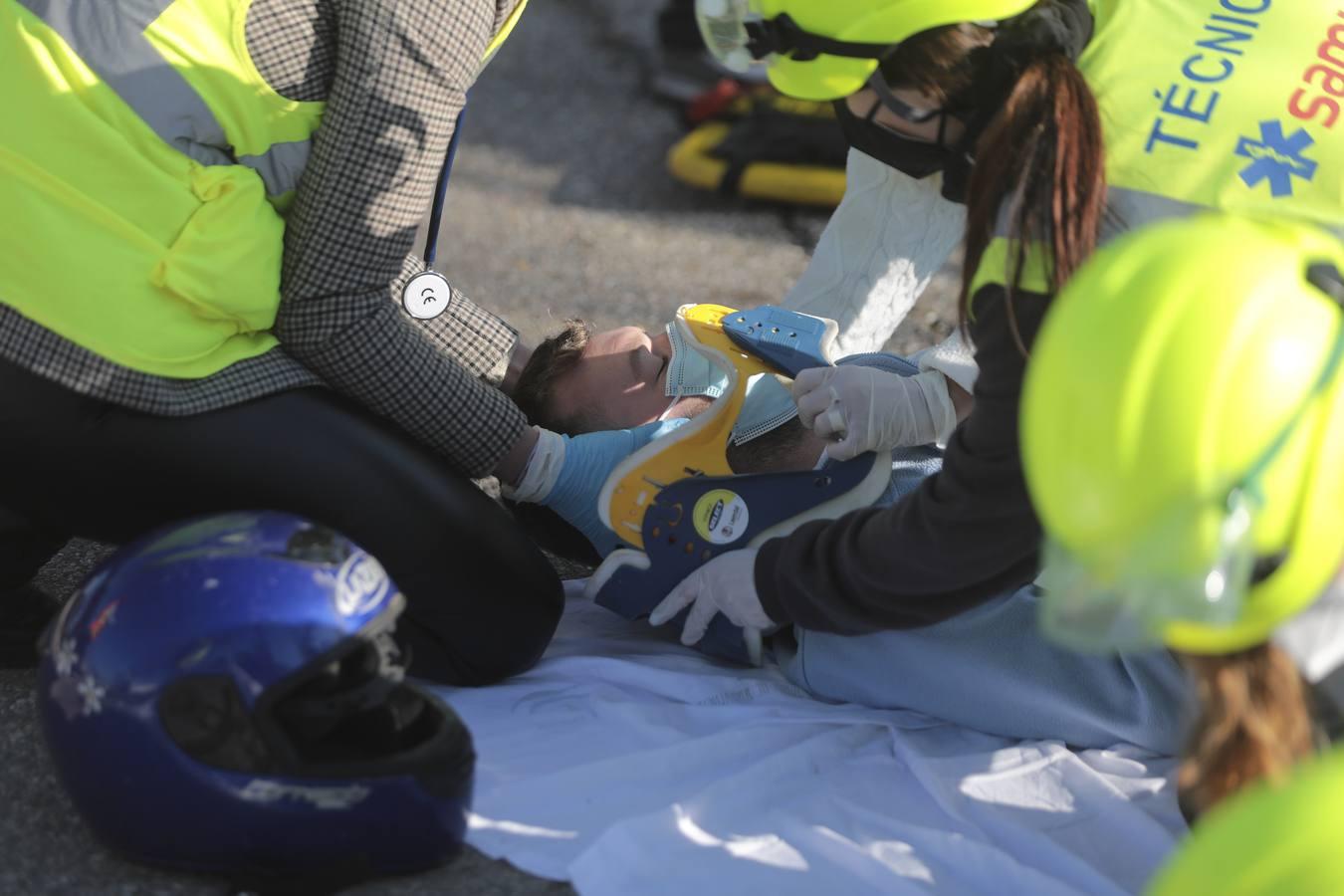 En imágenes, simulacro de actuación en la Escuela de Emergencias SAMU