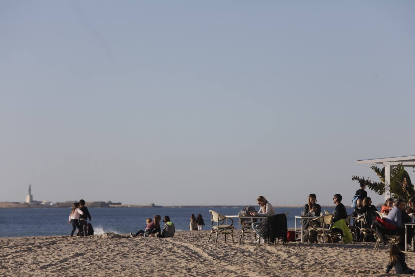 Ambiente en Cádiz horas antes del inicio de las nuevas restricciones