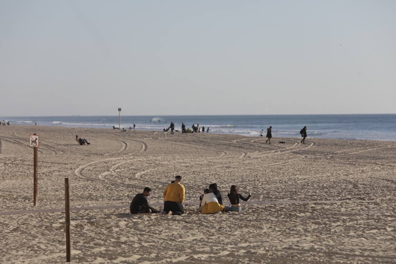 Ambiente en Cádiz horas antes del inicio de las nuevas restricciones