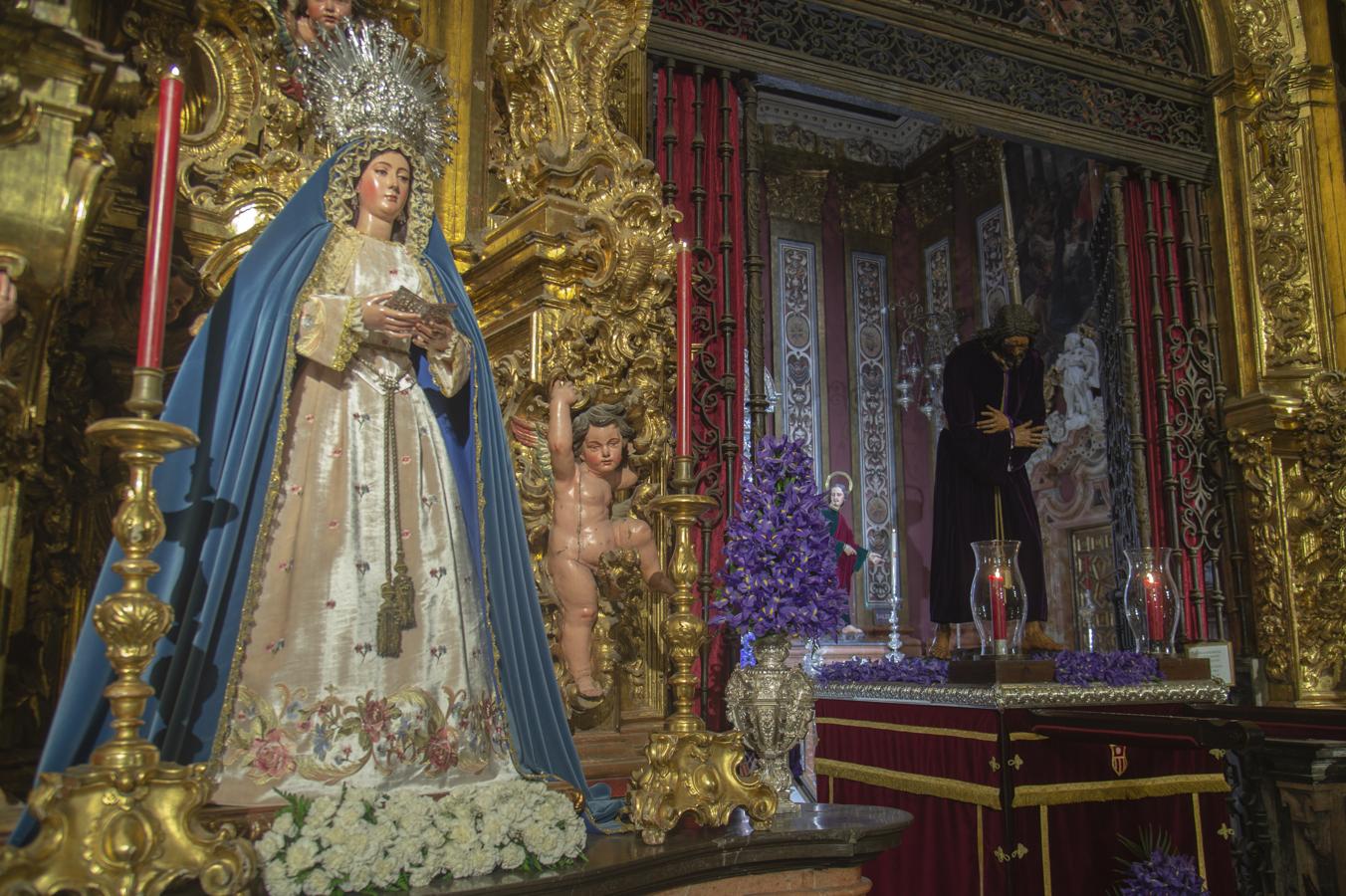 Subida del Señor de Pasión a su altar