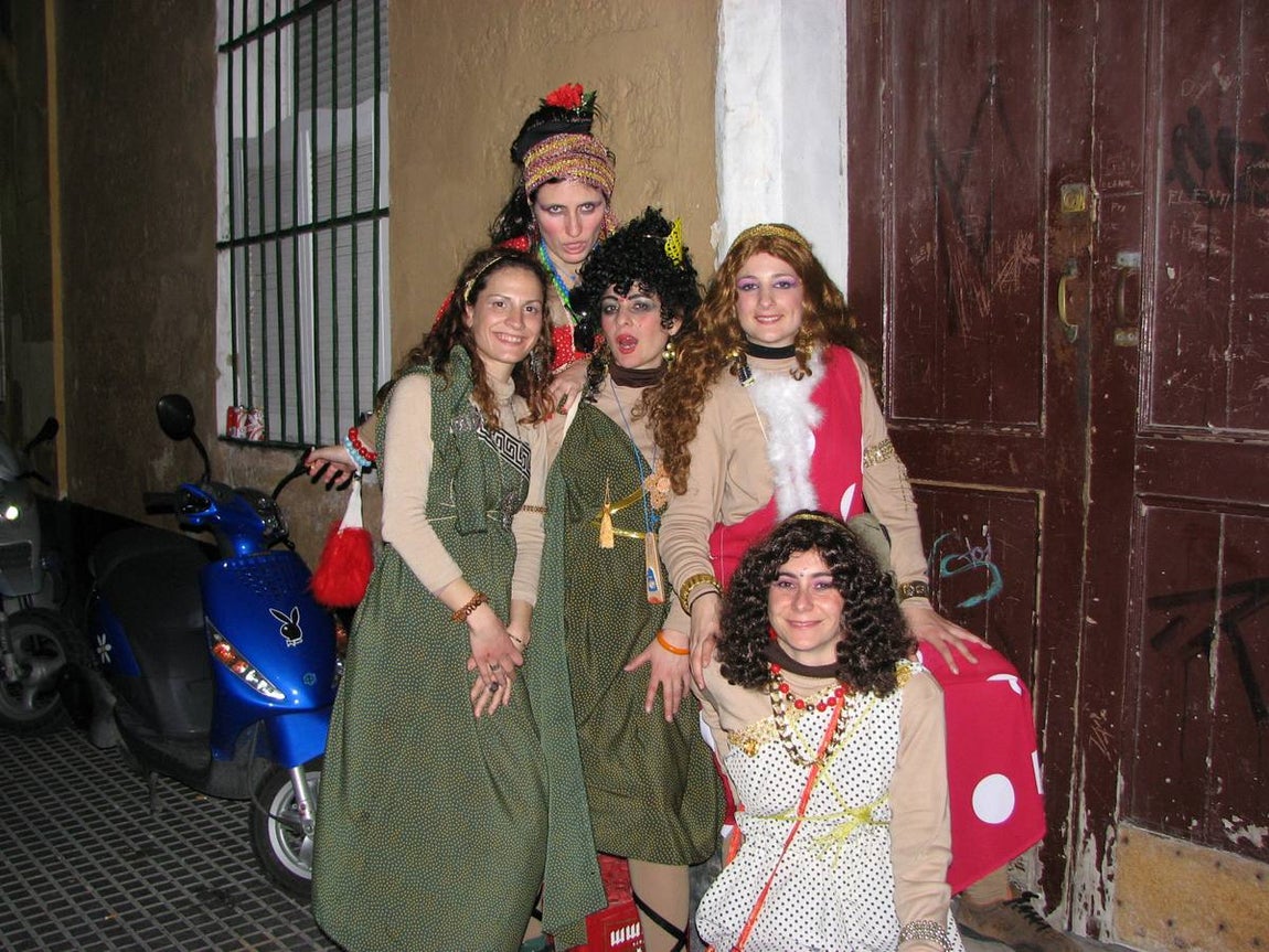 Las niñas y sus 'Puellae gaditana'