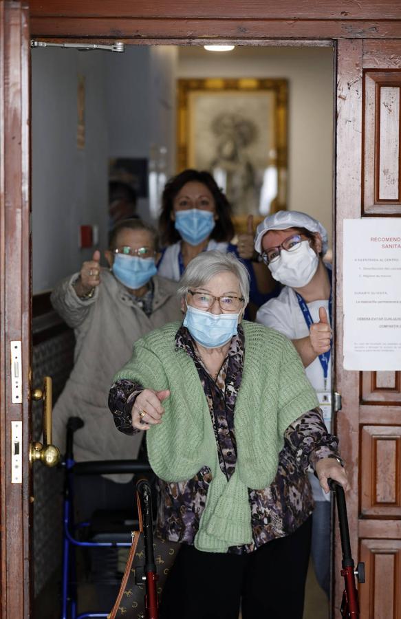 Arranca la vacunación de la segunda dosis Covid en Córdoba, en imágenes