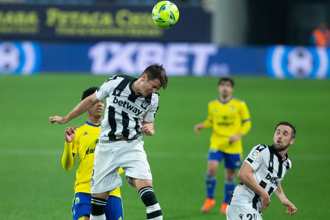 FOTOS: Las imágenes del Cádiz - Levante