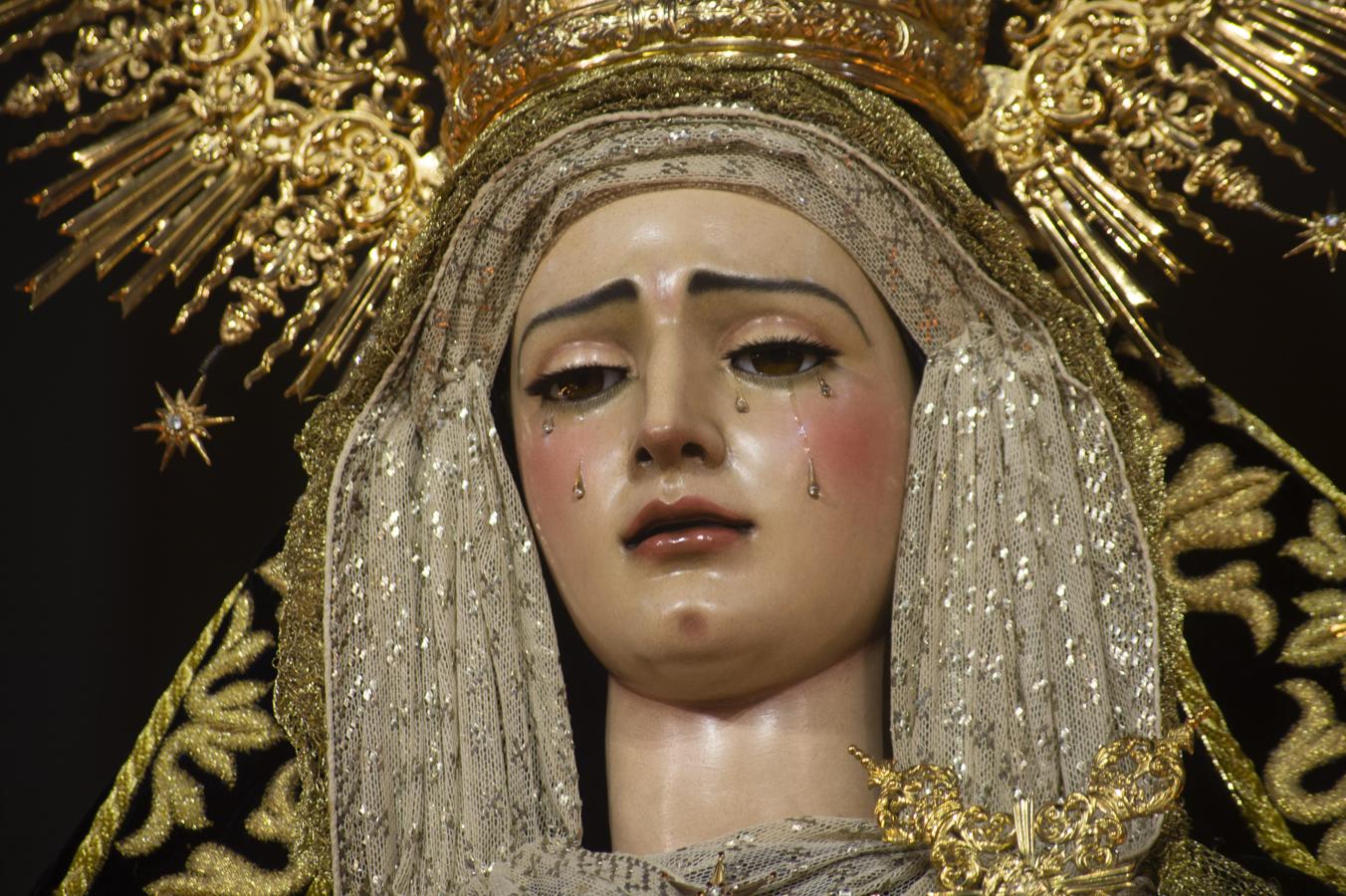 El altar del 75 aniversario de la Virgen de Gracia y Amparo