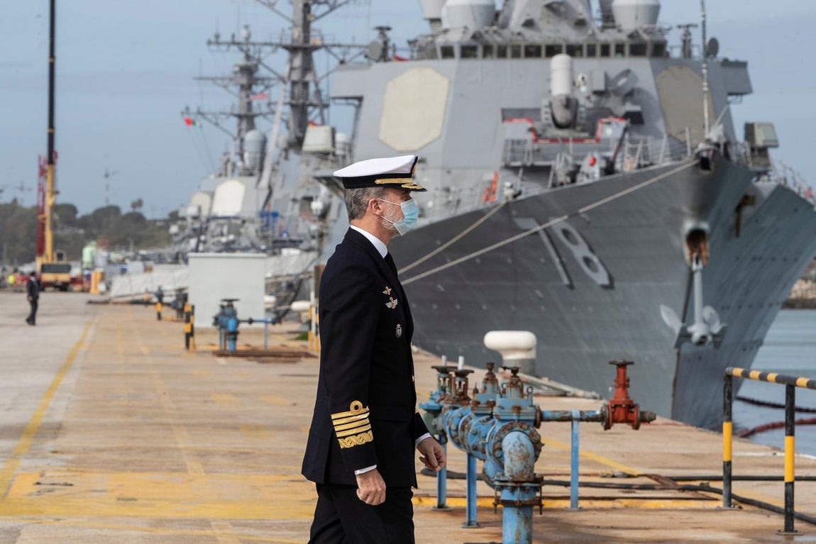 En imágenes: La visita del Rey Felipe VI al Instituto Hidrográfico de la Marina y al buque &#039;Tofiño&#039;