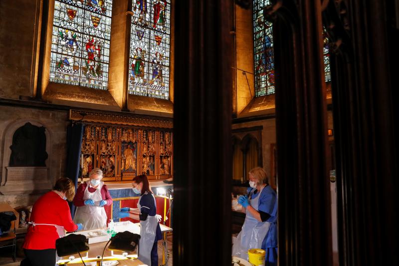 Salisbury, la reconversión de la catedral por el Covid en imágenes