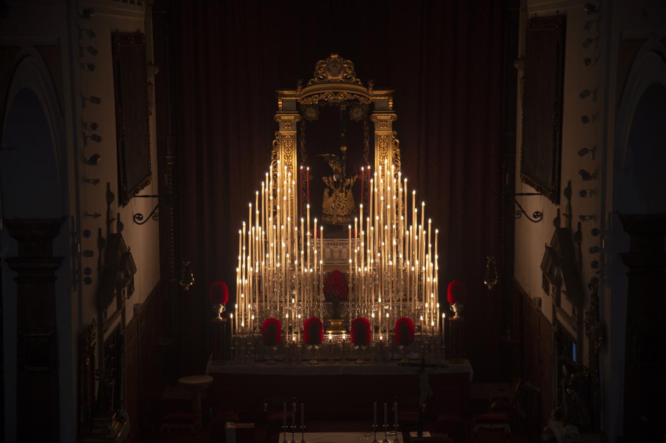 El altar de quinario del Señor de las Penas de San Roque