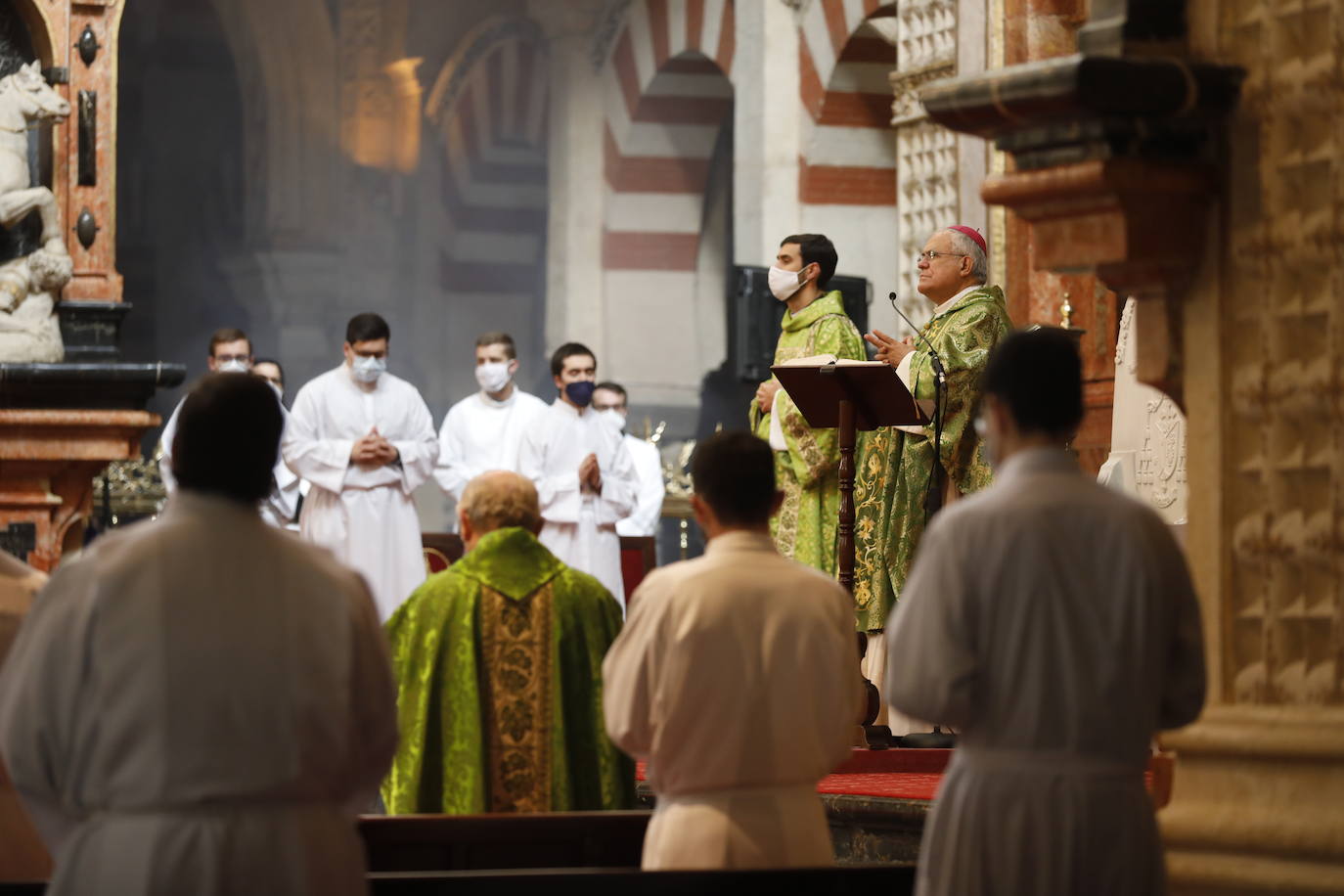 La misa en la Catedral de Córdoba por la festividad de San Francisco de Sales, en imágenes