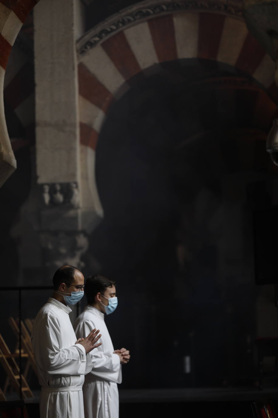 La misa en la Catedral de Córdoba por la festividad de San Francisco de Sales, en imágenes