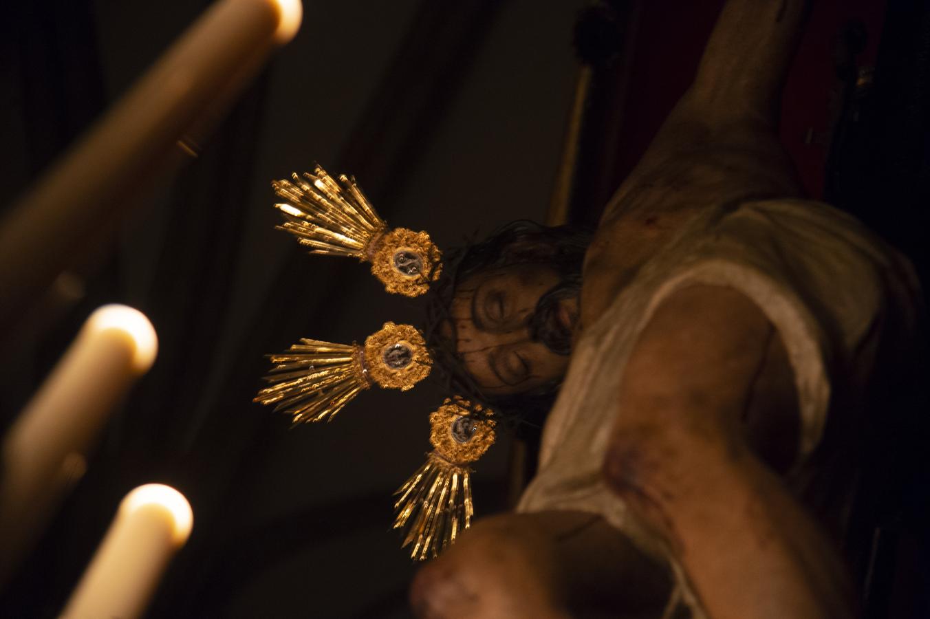 Altar de cultos del Cristo de Burgos